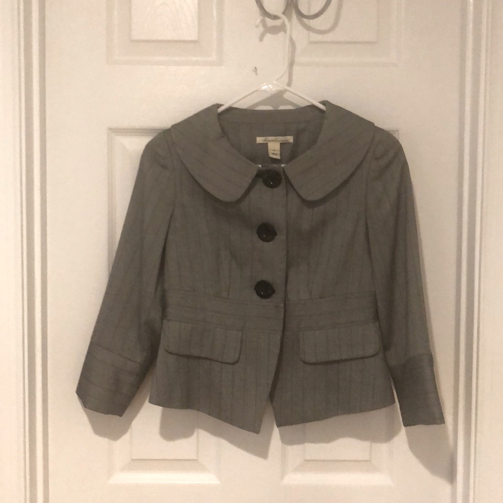 Kenneth Cole, cute blazer/jacket. Size 2P.